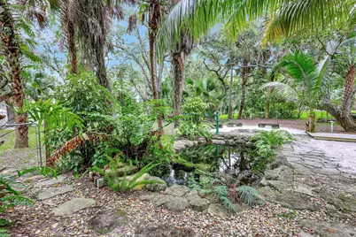 1055 SW Blue Water Way, Stuart, FL 34997 - Photo 11