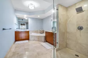 2650 Lake Shore Dr, Riviera Beach, FL 33404 - Photo 25