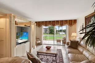 2902 Victoria Cir, Coconut Creek, FL 33066 - Photo 17