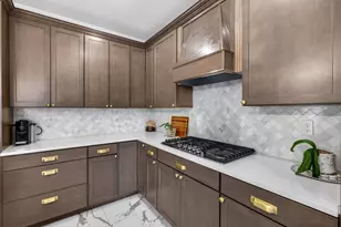 2455 Primrose Pl, Oakland Park, FL 33309 - Photo 13