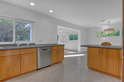 532 Gulf Road, North Palm Beach, FL 33408 - Photo 17