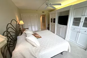 625 Oaks Dr, Pompano Beach, FL 33069 - Photo 7