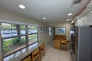 625 Oaks Dr, Pompano Beach, FL 33069 - Photo 5