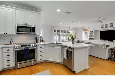 188 Paradise Circle, Jupiter, FL 33458 - Photo 11