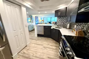 2000 Presidential Way, West Palm Beach, FL 33401 - Photo 23