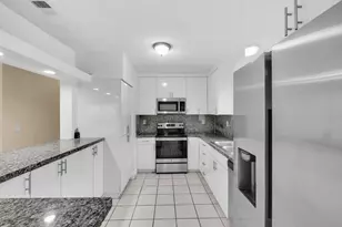 2070 NW 109th Ave, Sunrise, FL 33322 - Photo 11