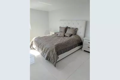 105 Lake Emerald Drive #502, Oakland Park, FL 33309 - Photo 11