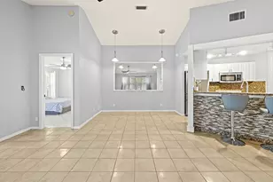 2095 Bonisle Cir, Riviera Beach, FL 33418 - Photo 9