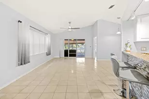 2095 Bonisle Cir, Riviera Beach, FL 33418 - Photo 3