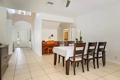 458 Woodview Circle, Palm Beach Gardens, FL 33418 - Photo 13