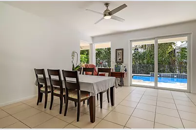 458 Woodview Circle, Palm Beach Gardens, FL 33418 - Photo 11