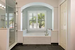 458 Woodview Cir, Palm Beach Gardens, FL 33418 - Photo 25