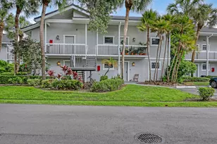 11863 Wimbledon Circle, Wellington, FL 33414 - Photo 23