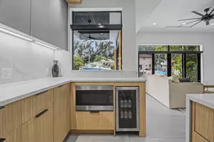 2634 SE 14th St, Pompano Beach, FL 33062 - Photo 7