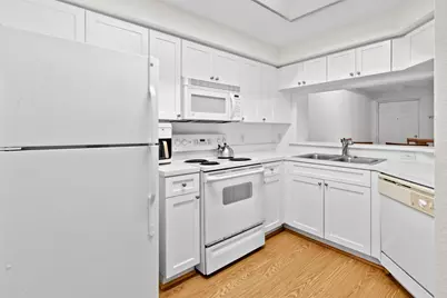 2727 Anzio Court #307, Palm Beach Gardens, FL 33410 - Photo 7