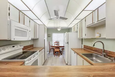 5178 Privet Place #D, Delray Beach, FL 33484 - Photo 11