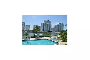 1000 Parkview Dr, Hallandale Beach, FL 33009 - Photo 13