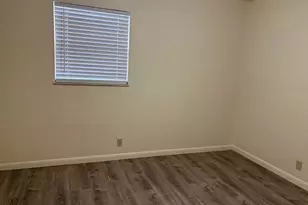 706 S 17th St, Fort Pierce, FL 34950 - Photo 7