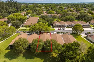 15725 Woodgate Ct, Sunrise, FL 33326 - Photo 5