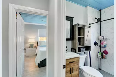 240 NW 9th Avenue, Delray Beach, FL 33444 - Photo 15