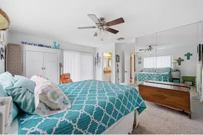 4702 Holly Lake Drive, Greenacres, FL 33463 - Photo 31