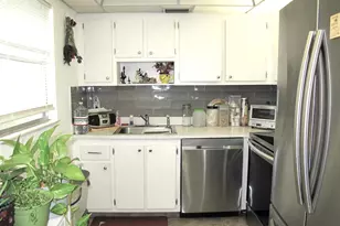 376 Flanders, Delray Beach, FL 33484 - Photo 9