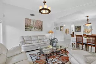 4205 Birchwood Dr, Boca Raton, FL 33487 - Photo 19