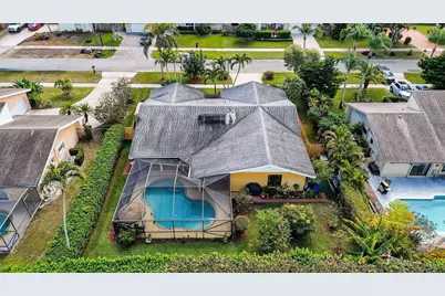 4205 Birchwood Drive, Boca Raton, FL 33487 - Photo 5