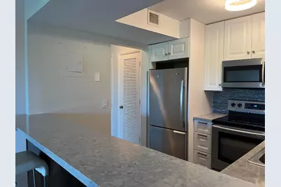 610 Tennis Club Drive #403, Fort Lauderdale, FL 33311 - Photo 3