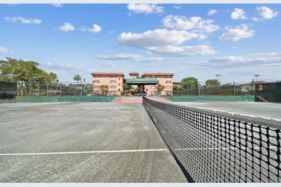610 Tennis Club Drive #403, Fort Lauderdale, FL 33311 - Photo 27