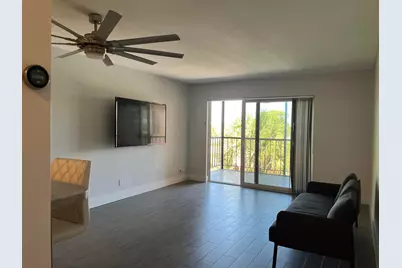 610 Tennis Club Drive #403, Fort Lauderdale, FL 33311 - Photo 7