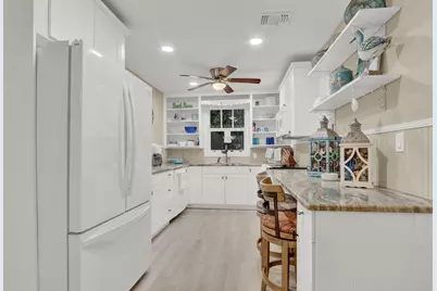 176 E 24th Street, Riviera Beach, FL 33404 - Photo 5