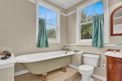 176 E 24th Street, Riviera Beach, FL 33404 - Photo 21