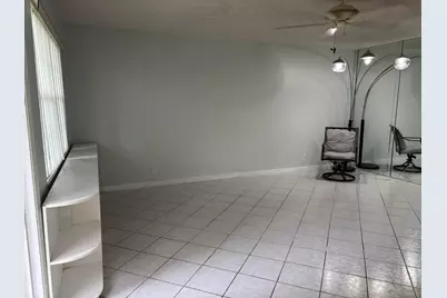 66 Windsor D, West Palm Beach, FL 33417 - Photo 7