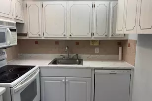 66 Windsor D, West Palm Beach, FL 33417 - Photo 3