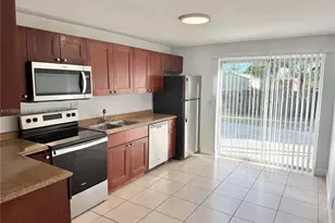 4472 SW 50th St, Dania Beach, FL 33314 - Photo 3