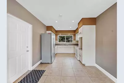 2750 SE 3rd Street, Pompano Beach, FL 33062 - Photo 9