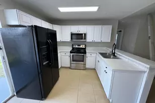 618 NE 1st St, Boynton Beach, FL 33435 - Photo 7