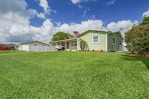 573 Autumn Terrace, Sebastian, FL 32958 - Photo 5