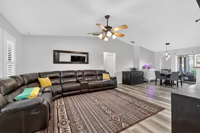 841 SE Cavern Avenue, Port Saint Lucie, FL 34983 - Photo 3