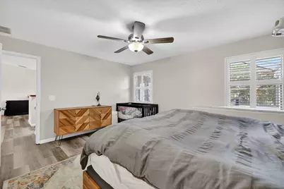 841 SE Cavern Avenue, Port Saint Lucie, FL 34983 - Photo 15