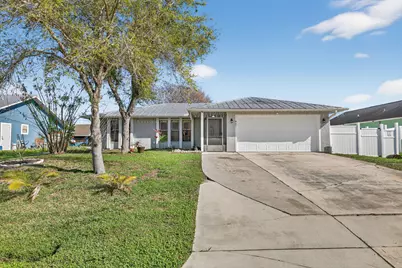 841 SE Cavern Avenue, Port Saint Lucie, FL 34983 - Photo 35