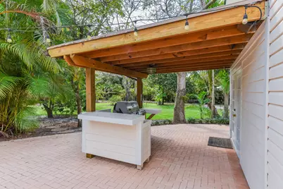 16244 E Downers Drive E, The Acreage, FL 33470 - Photo 41