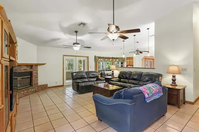 16244 E Downers Drive E, The Acreage, FL 33470 - Photo 17