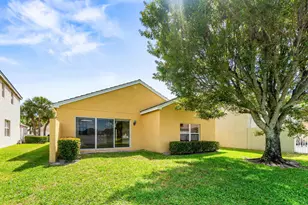 131 Lancaster Way, Royal Palm Beach, FL 33414 - Photo 35