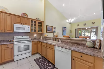 336 W Coral Trace Circle, Delray Beach, FL 33445 - Photo 9