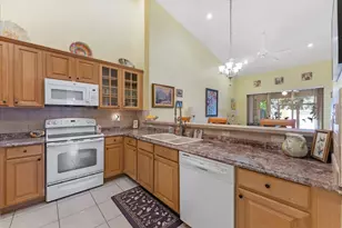 336 W Coral Trace Cir, Delray Beach, FL 33445 - Photo 9