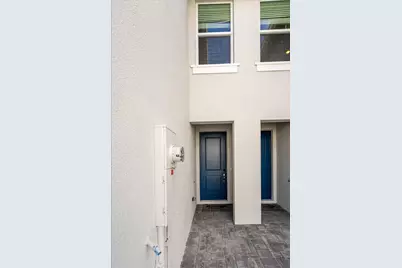 590 Salisbury Circle, Fort Pierce, FL 34982 - Photo 5