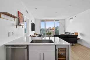 7910 Harbor Island Dr, North Bay Village, FL 33141 - Photo 11