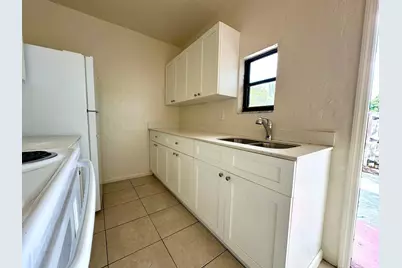 407 55th Street, West Palm Beach, FL 33407 - Photo 3